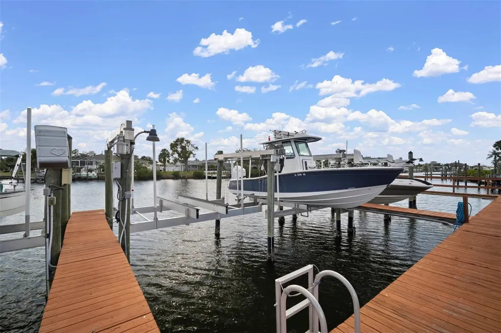 634 Yardarm Drive Apollo Beach FL 33572