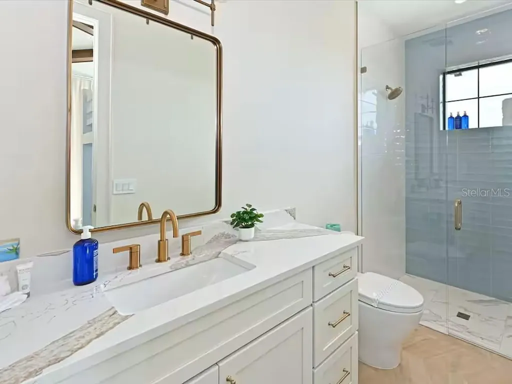 2209 Avenue B Bradenton Beach FL 34217