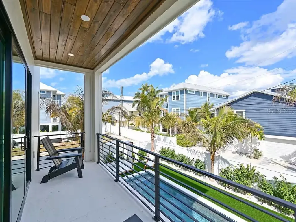 2209 Avenue B Bradenton Beach FL 34217