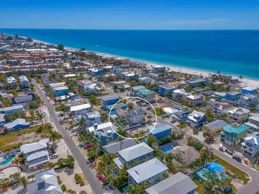2209 Avenue B Bradenton Beach FL 34217