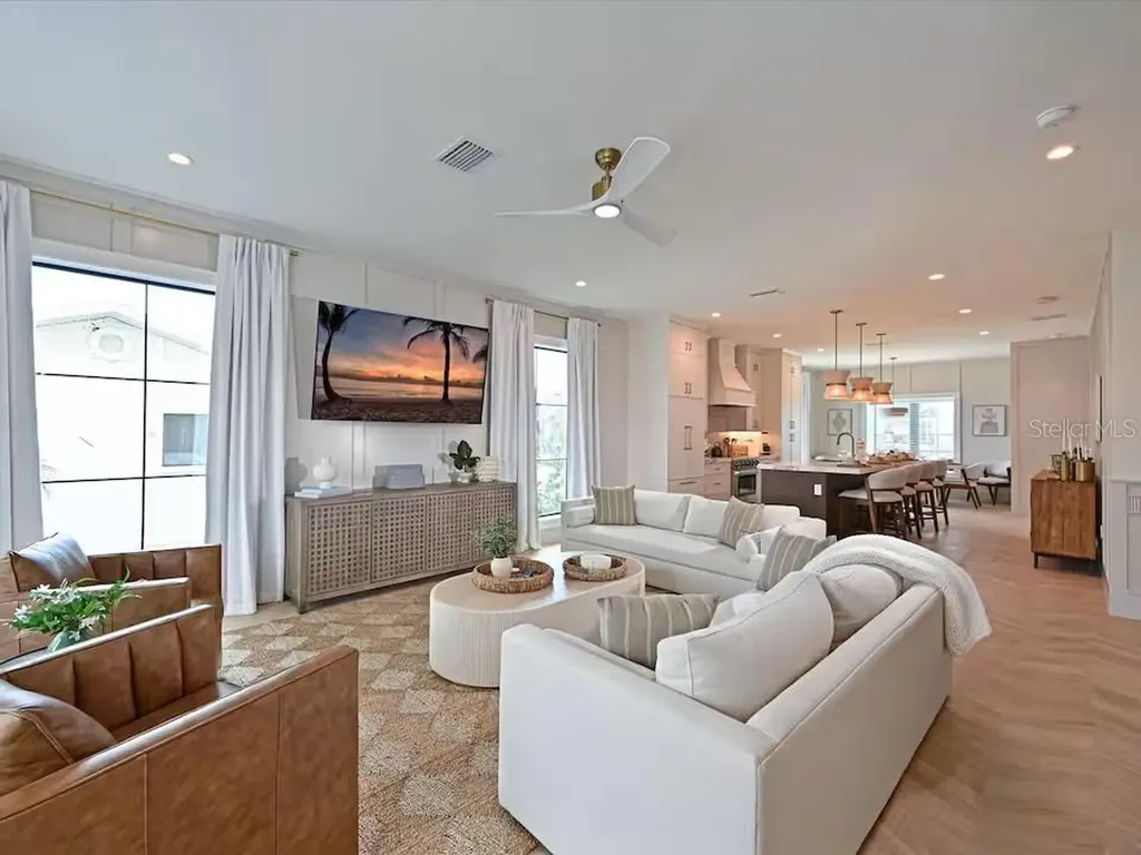 2209 Avenue B Bradenton Beach FL 34217