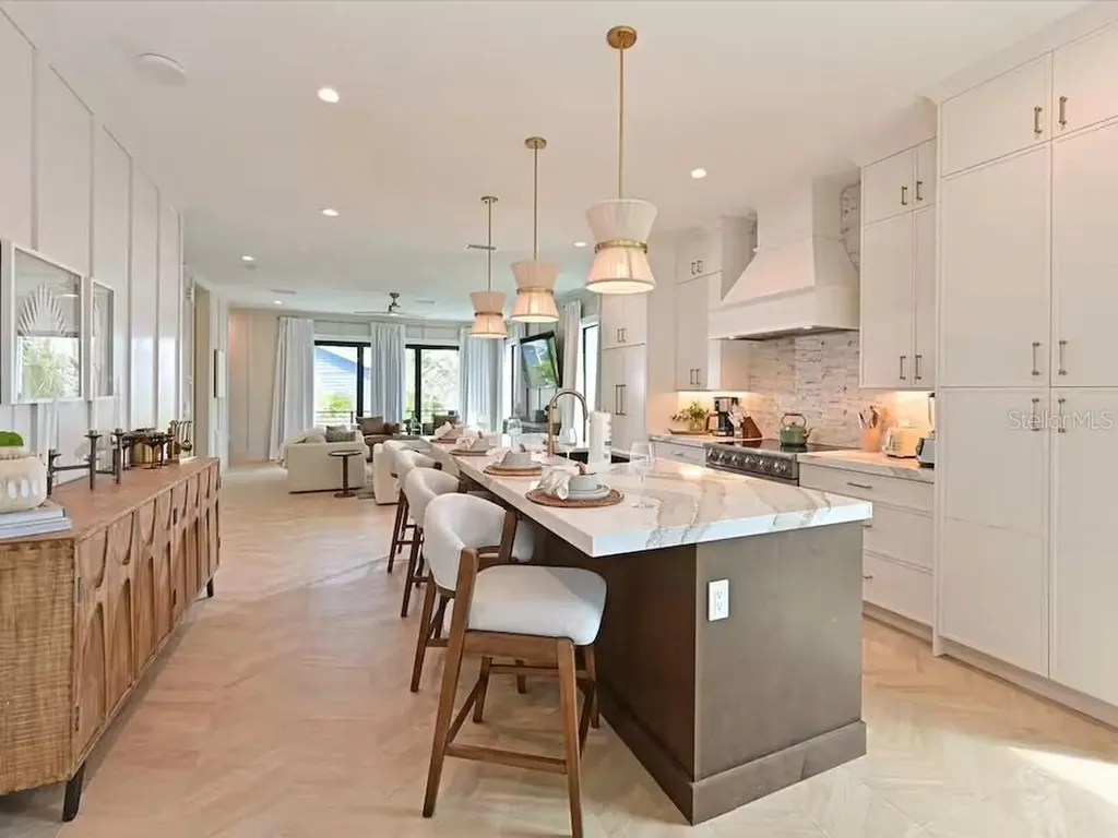 2209 Avenue B Bradenton Beach FL 34217