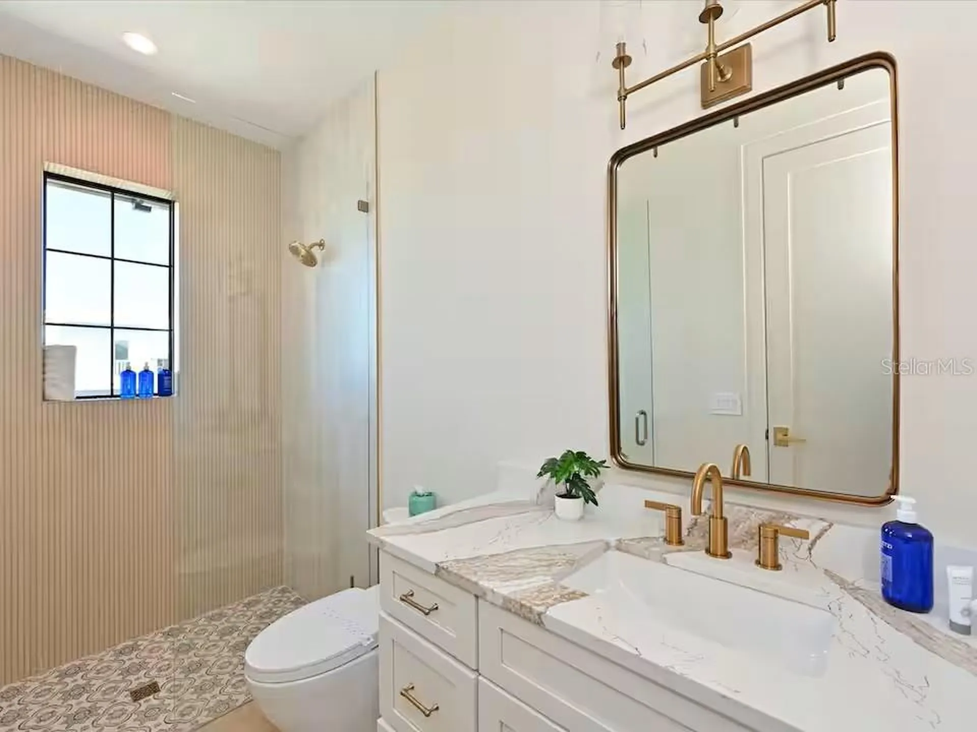 2209 Avenue B Bradenton Beach FL 34217