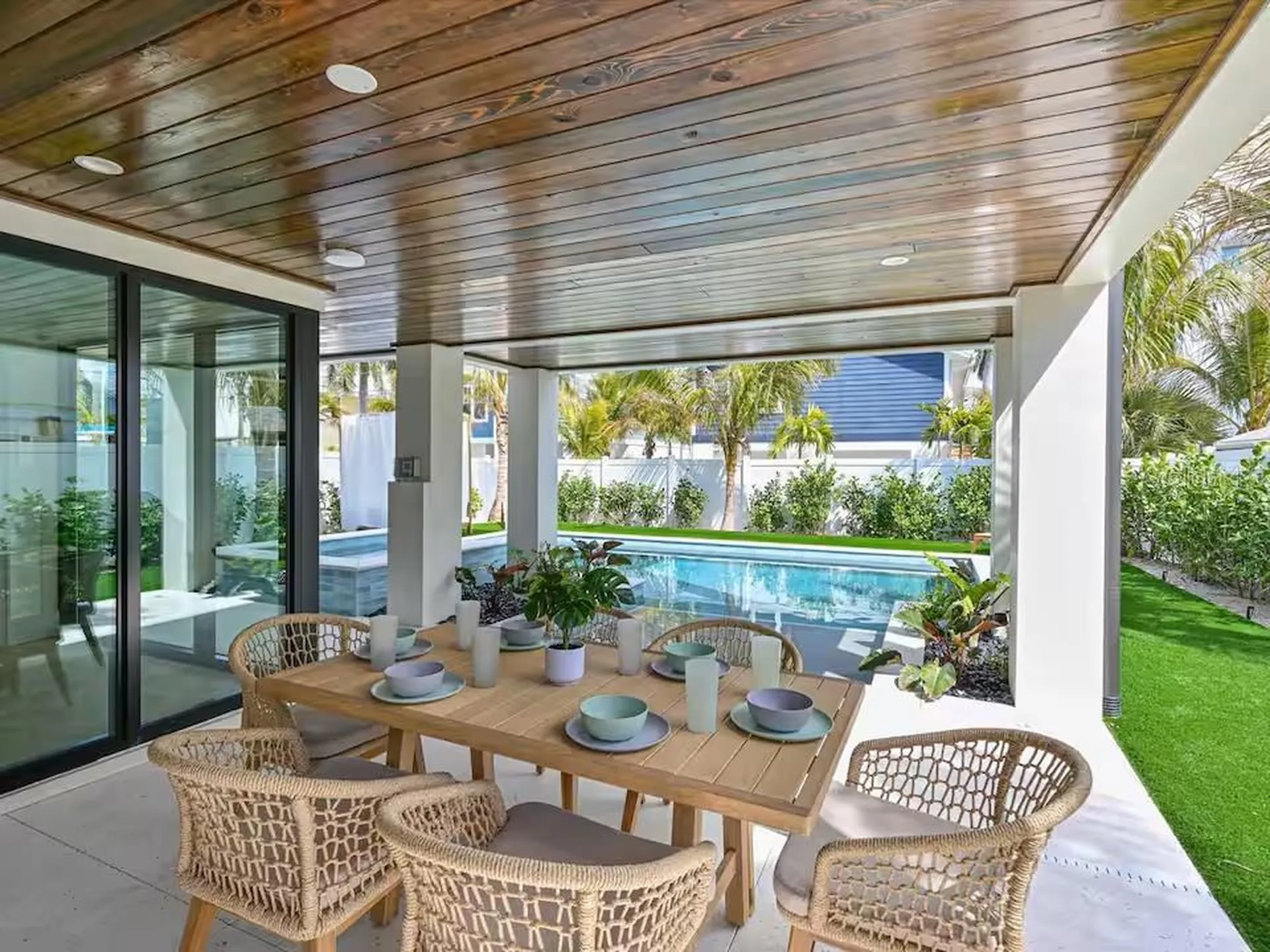2209 Avenue B Bradenton Beach FL 34217