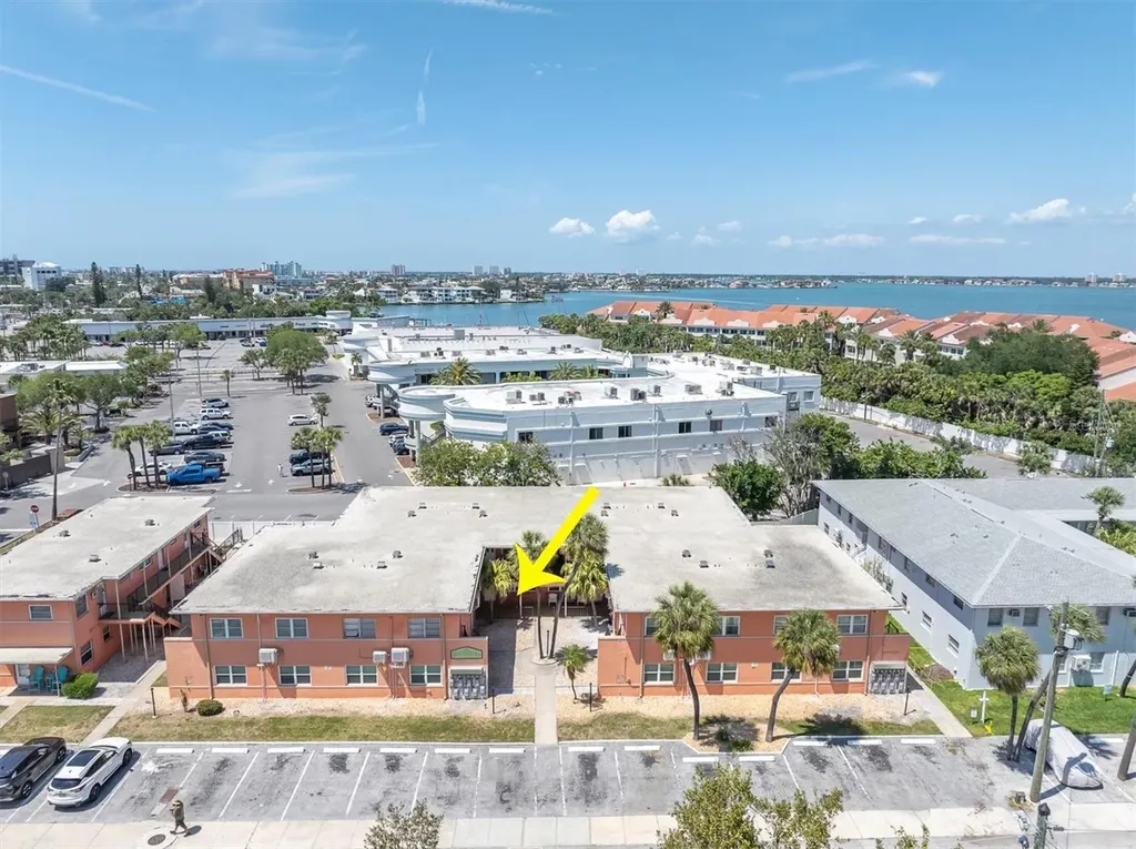 121 46th Avenue St Pete Beach FL 33706