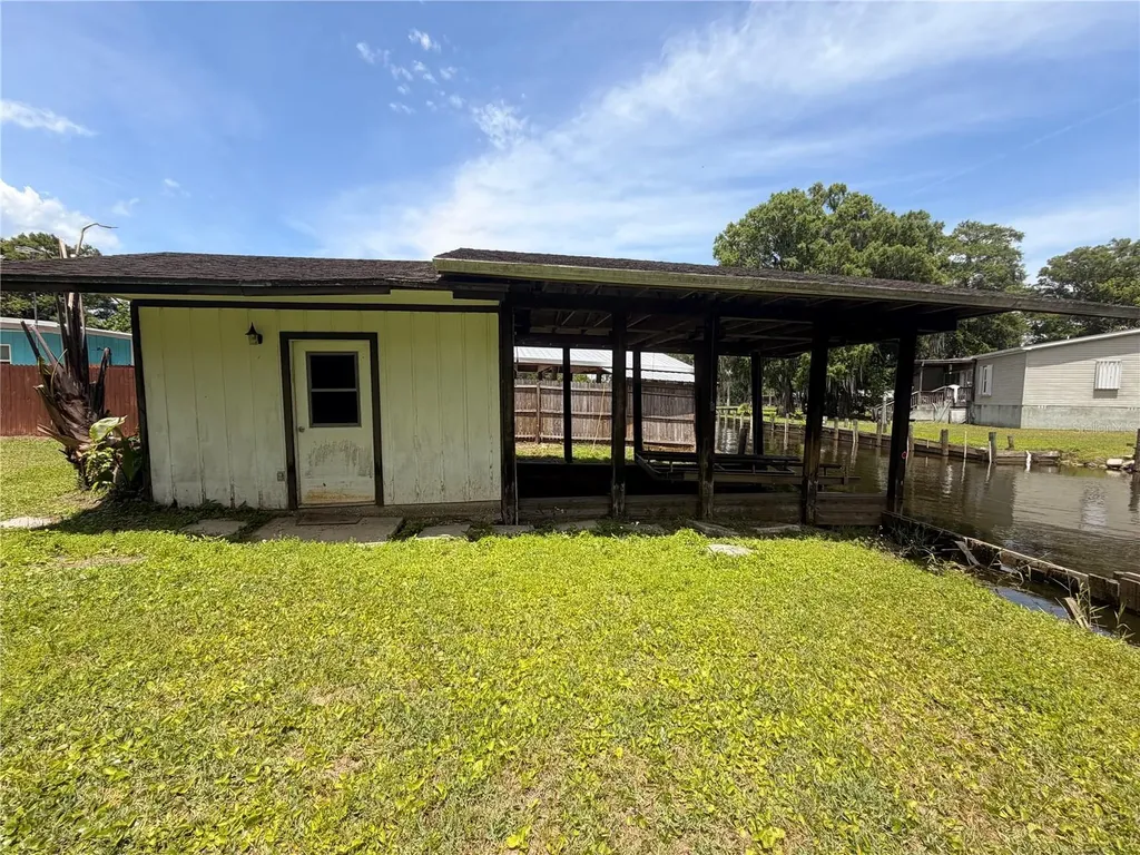 56340 Acorn Road Astor FL 32102