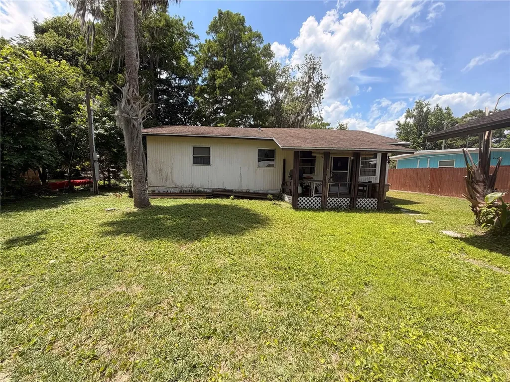 56340 Acorn Road Astor FL 32102