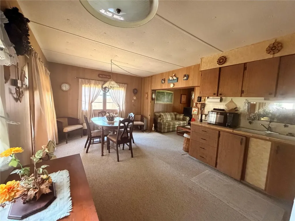 56340 Acorn Road Astor FL 32102