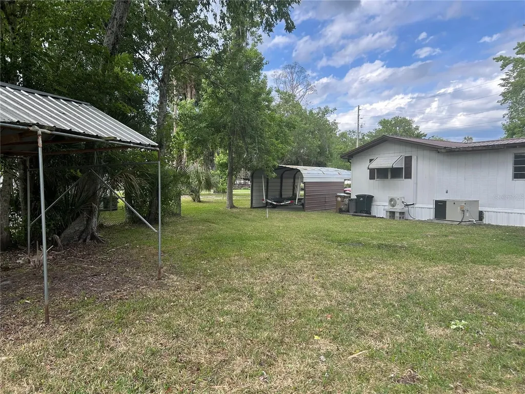 55707 Jamie Drive Astor FL 32102