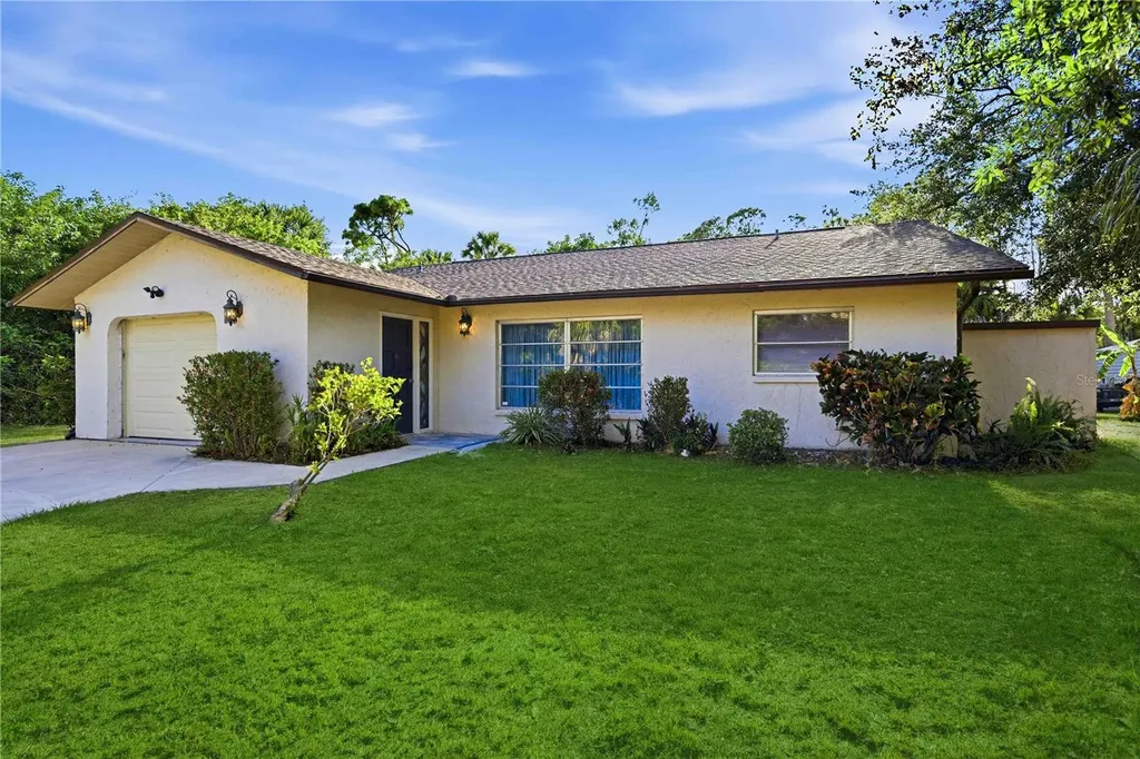 2091 Cannolot Boulevard Port Charlotte FL 33948