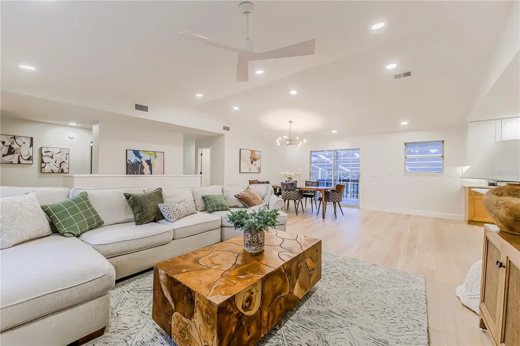 1930 Matthew Court Lakeland FL 33813