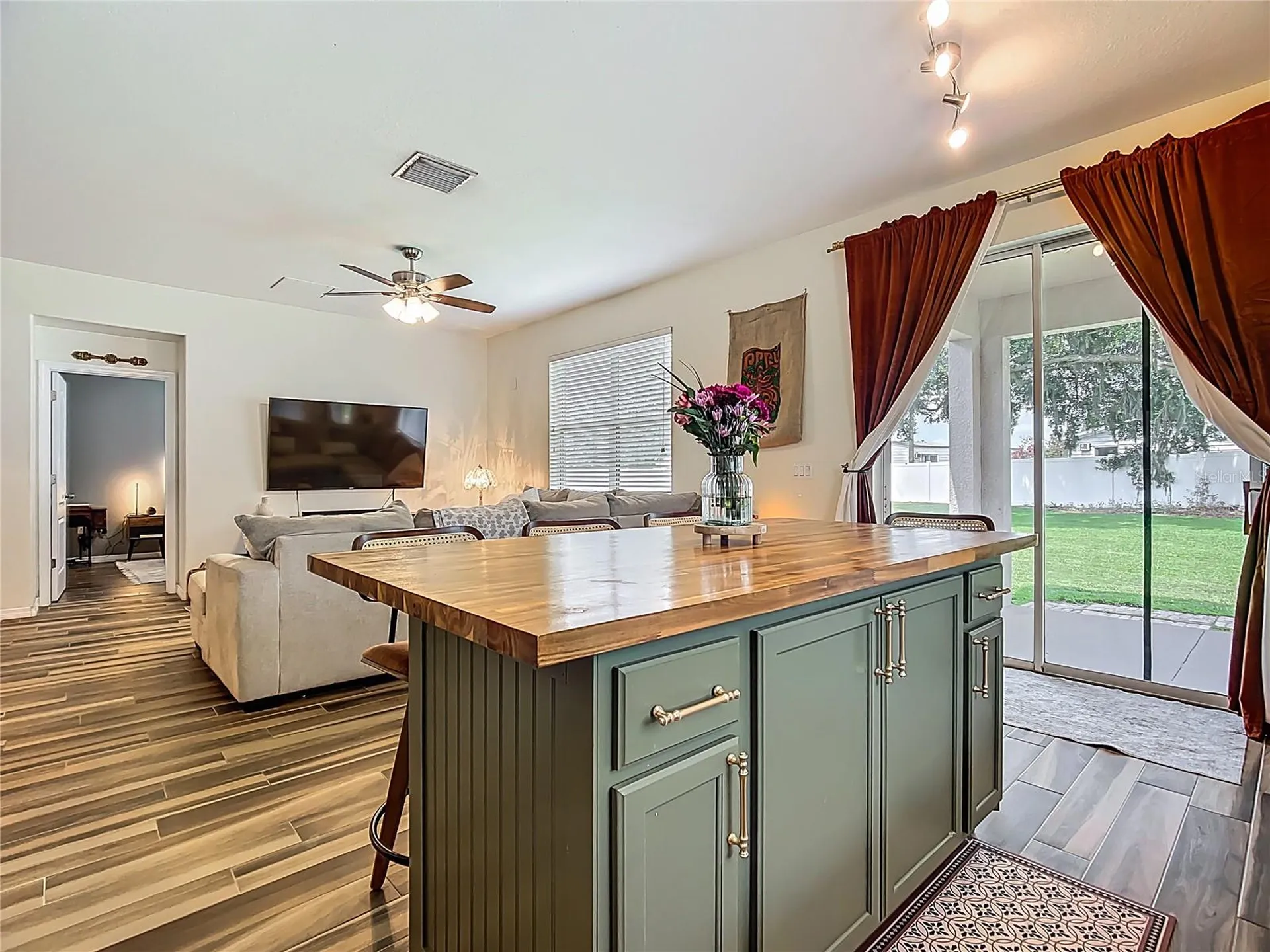 4458 Creekside Drive Mulberry FL 33860