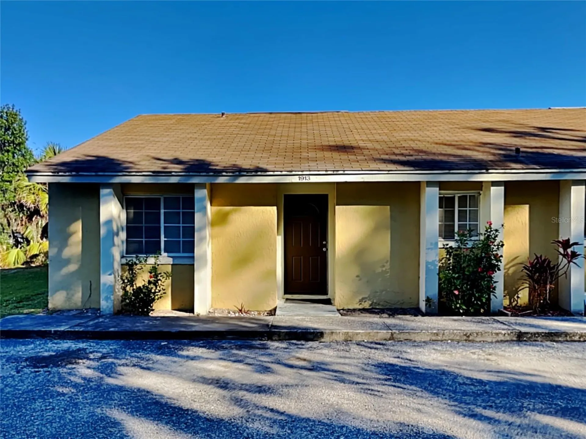 1913 Truman Road Orlando FL 32807
