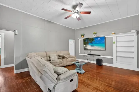 200 N Orange Avenue Fort Meade FL 33841