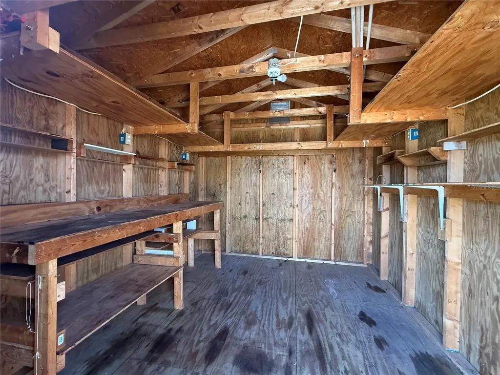6035 10th Street Zephyrhills FL 33542