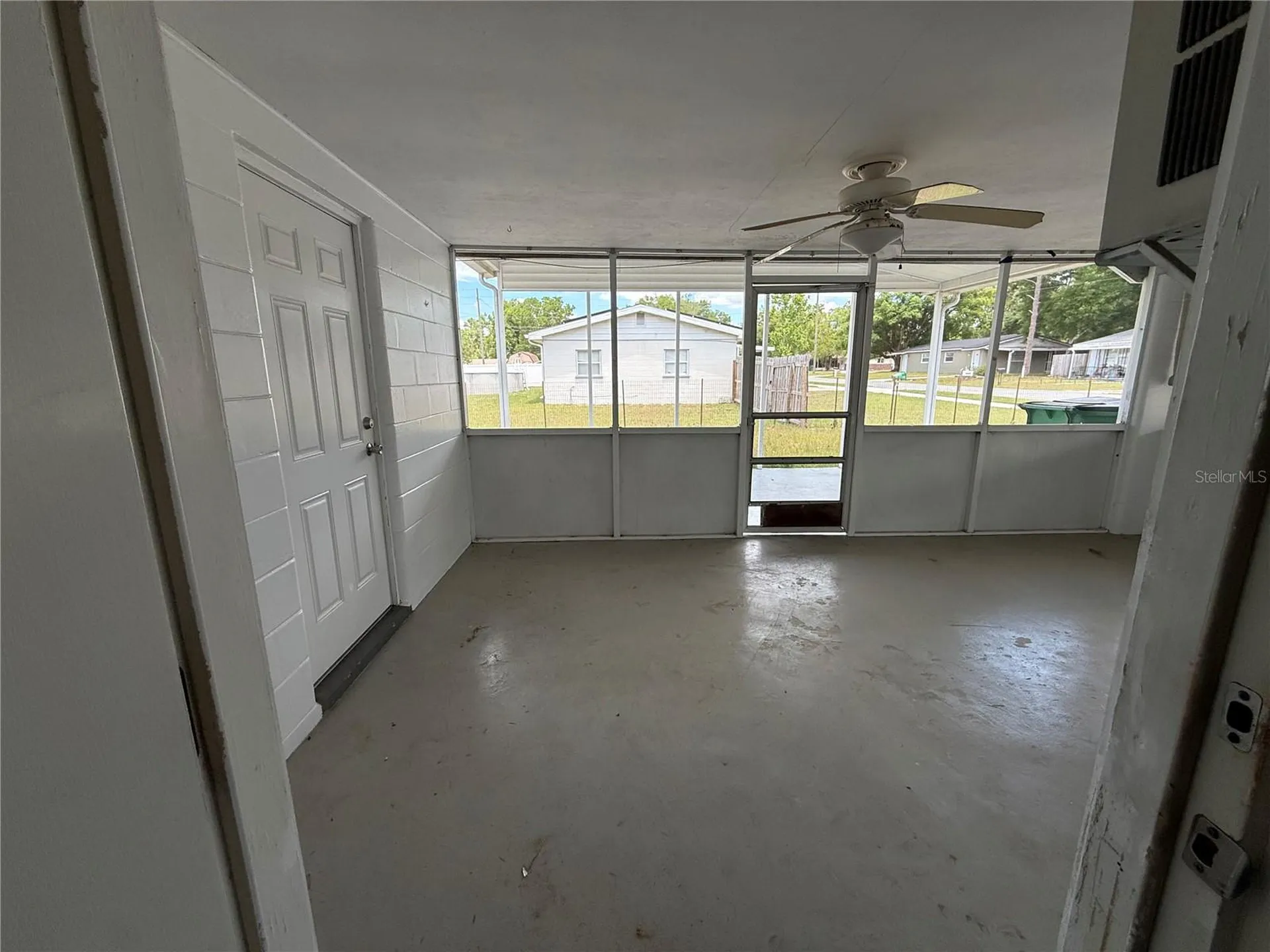 6035 10th Street Zephyrhills FL 33542