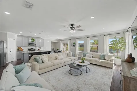 31015 Parrot Reef Court Wesley Chapel FL 33545