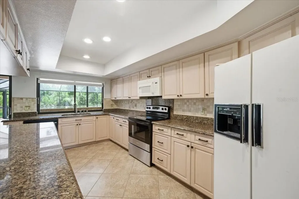 4326 Middle Lake Drive Tampa FL 33624