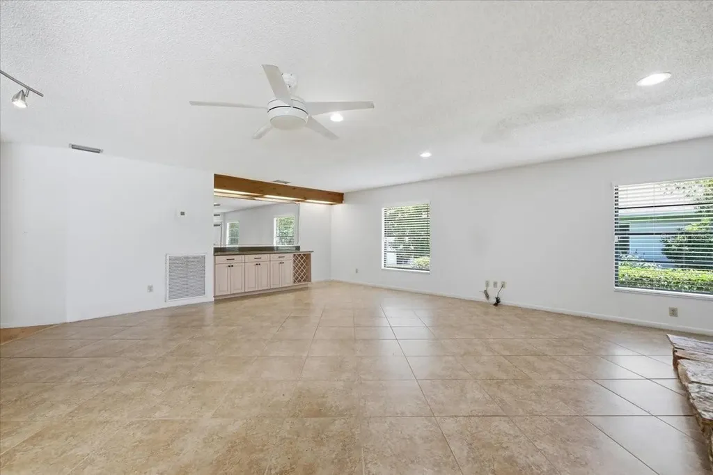 4326 Middle Lake Drive Tampa FL 33624