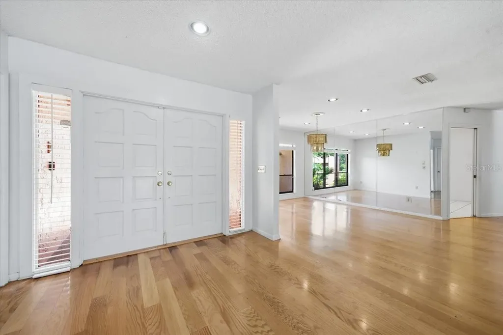 4326 Middle Lake Drive Tampa FL 33624