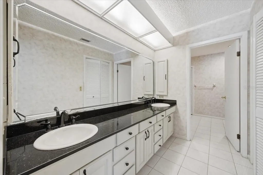 4326 Middle Lake Drive Tampa FL 33624