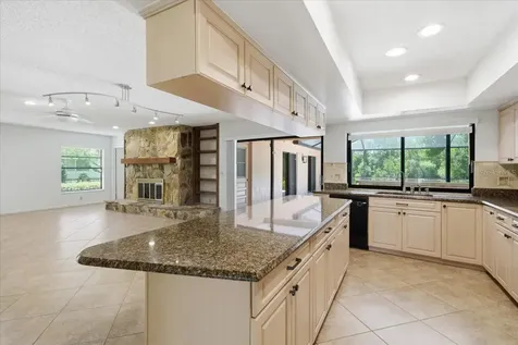 4326 Middle Lake Drive Tampa FL 33624