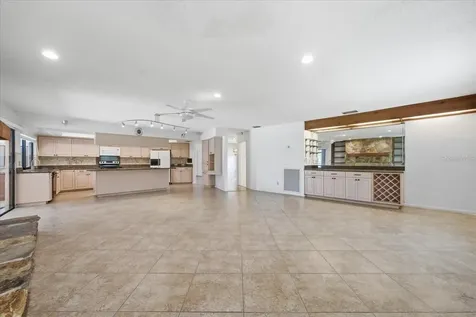 4326 Middle Lake Drive Tampa FL 33624