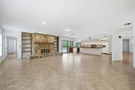 4326 Middle Lake Drive Tampa FL 33624