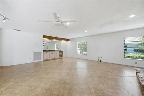 4326 Middle Lake Drive Tampa FL 33624