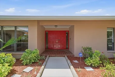 4326 Middle Lake Drive Tampa FL 33624