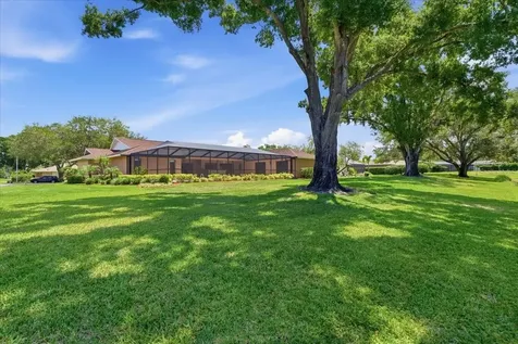 4326 Middle Lake Drive Tampa FL 33624
