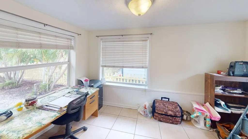 2912 Hawthorne Street Sarasota FL 34239