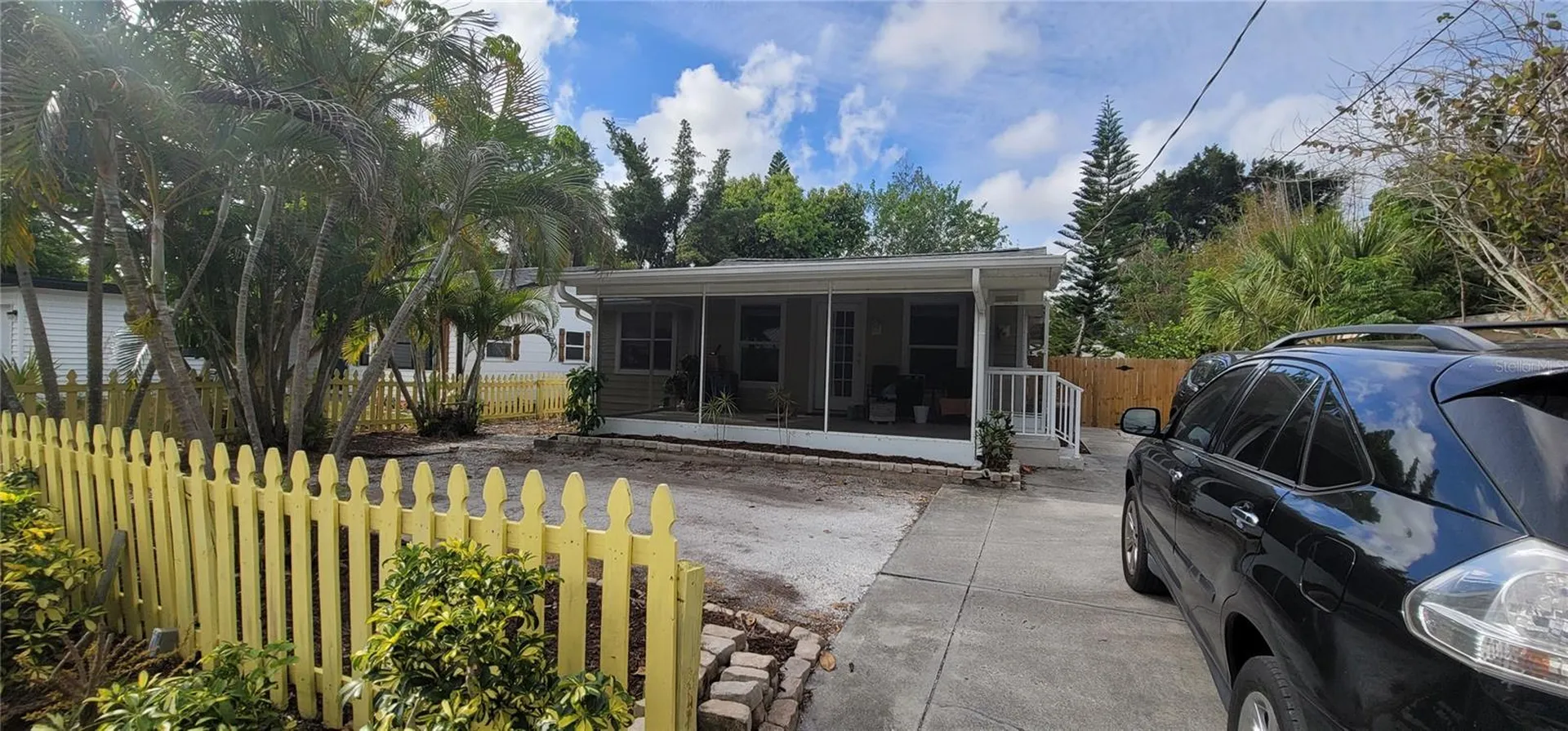 2912 Hawthorne Street Sarasota FL 34239