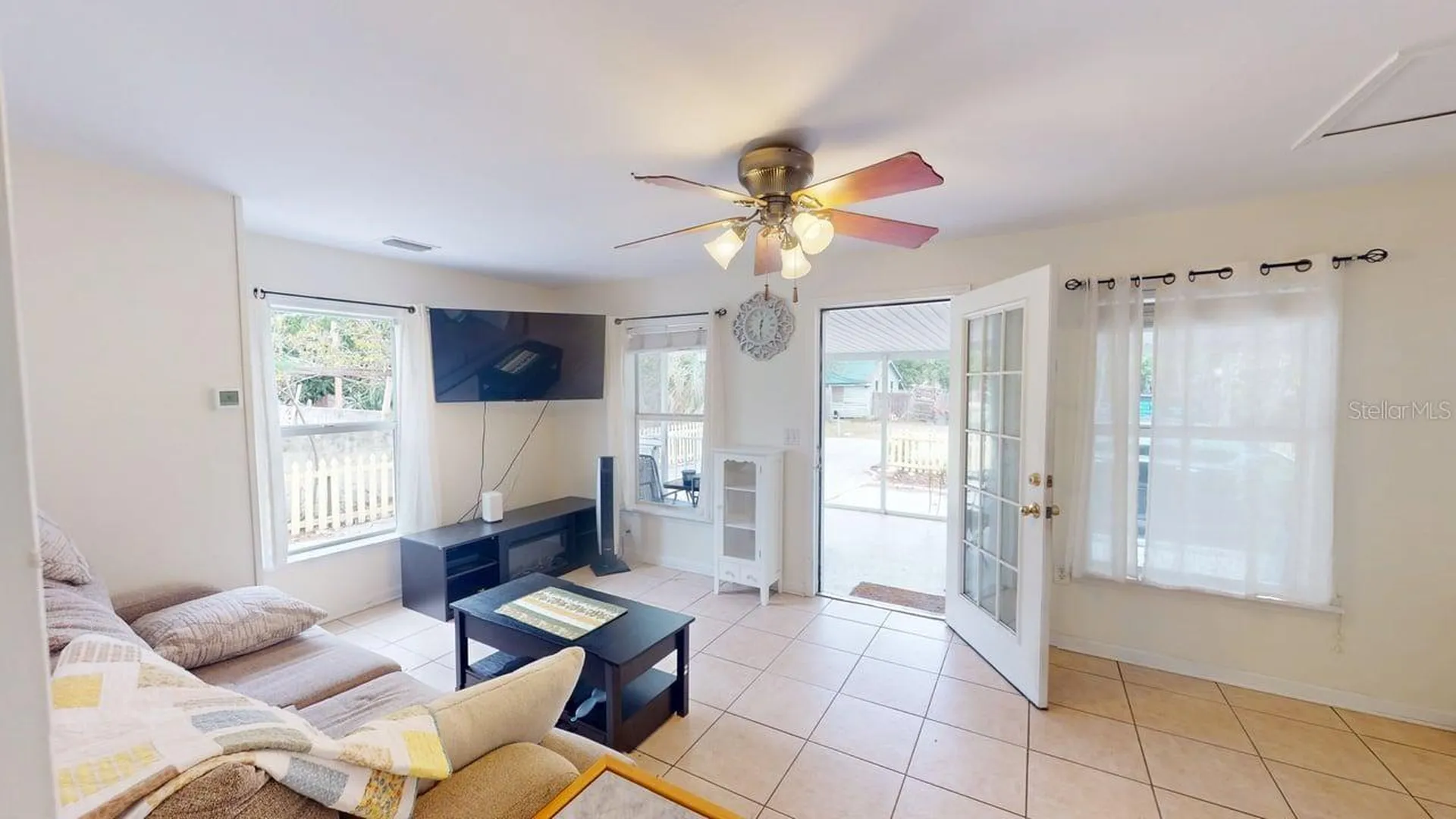 2912 Hawthorne Street Sarasota FL 34239