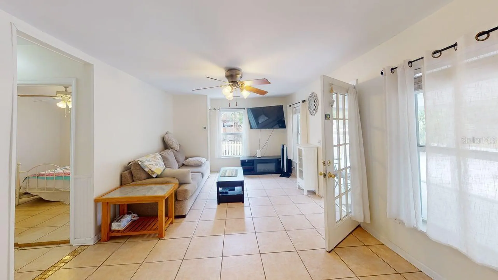 2912 Hawthorne Street Sarasota FL 34239