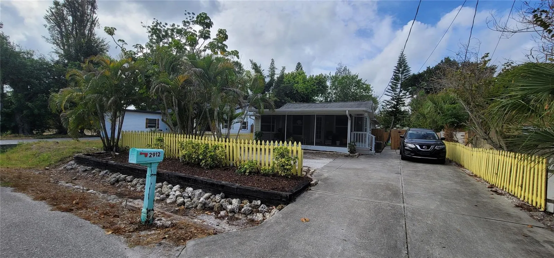2912 Hawthorne Street Sarasota FL 34239