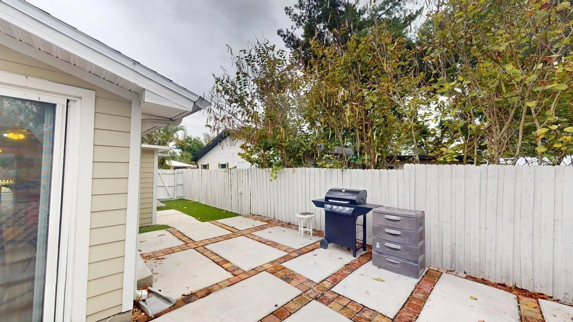 2912 Hawthorne Street Sarasota FL 34239