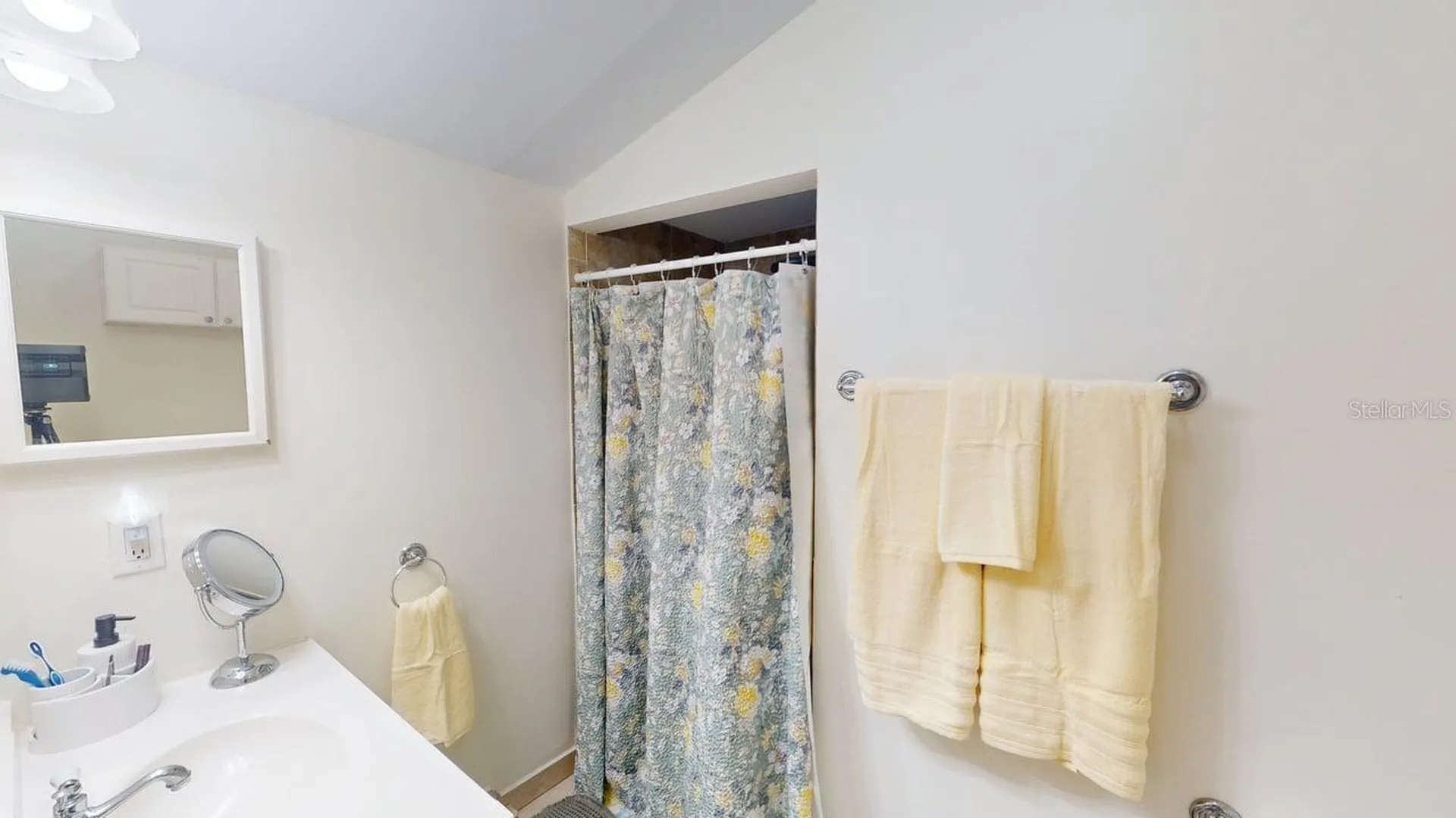 2912 Hawthorne Street Sarasota FL 34239