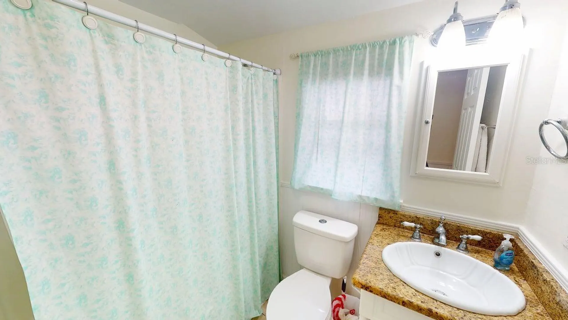 2912 Hawthorne Street Sarasota FL 34239