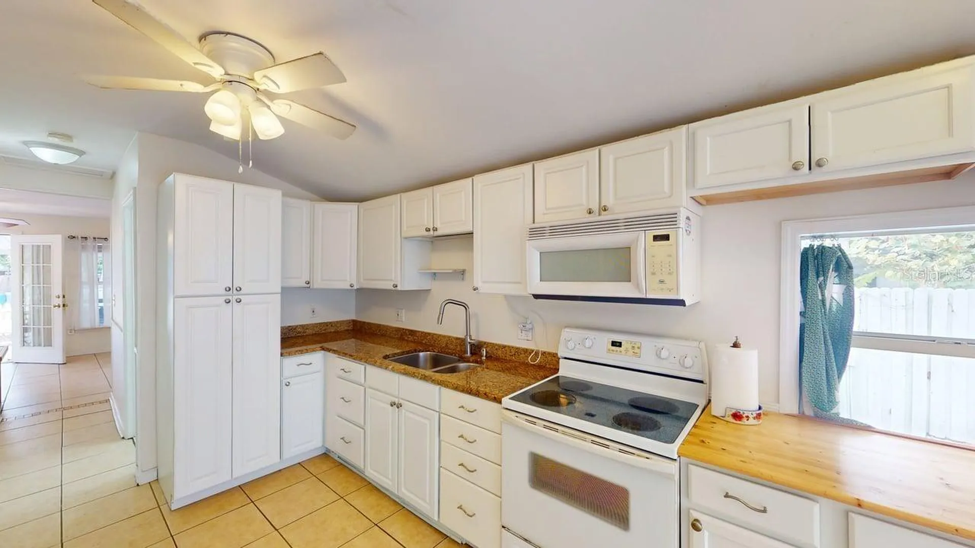 2912 Hawthorne Street Sarasota FL 34239