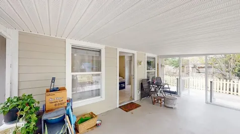 2912 Hawthorne Street Sarasota FL 34239