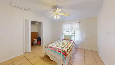 2912 Hawthorne Street Sarasota FL 34239