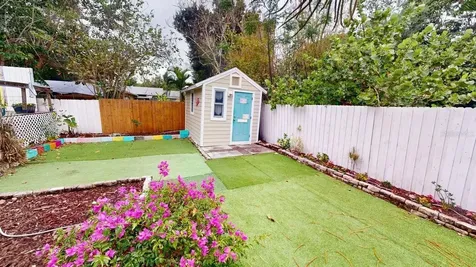 2912 Hawthorne Street Sarasota FL 34239