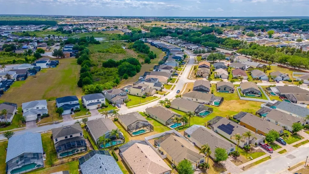 513 Balmoral Drive Davenport FL 33896