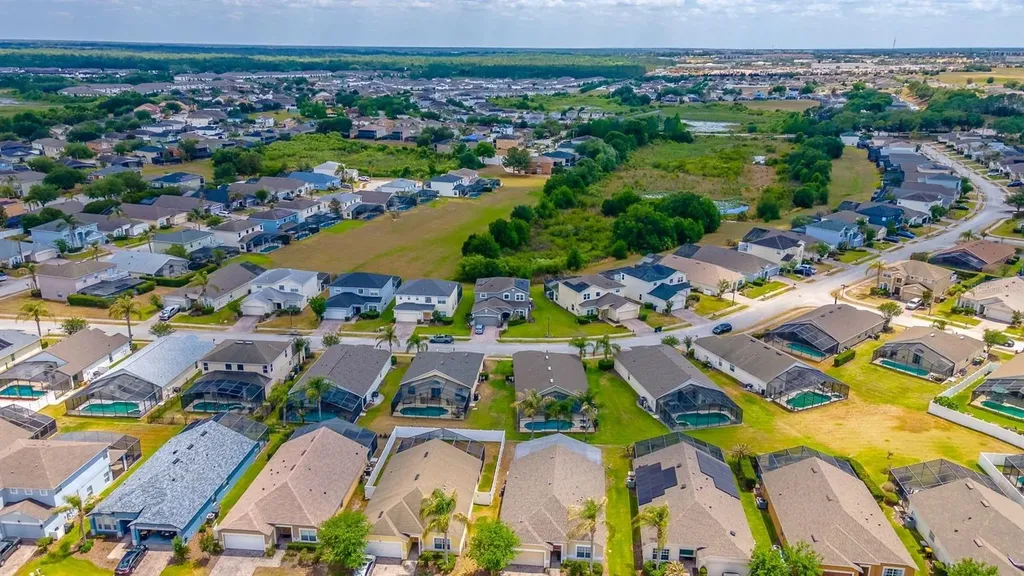 513 Balmoral Drive Davenport FL 33896