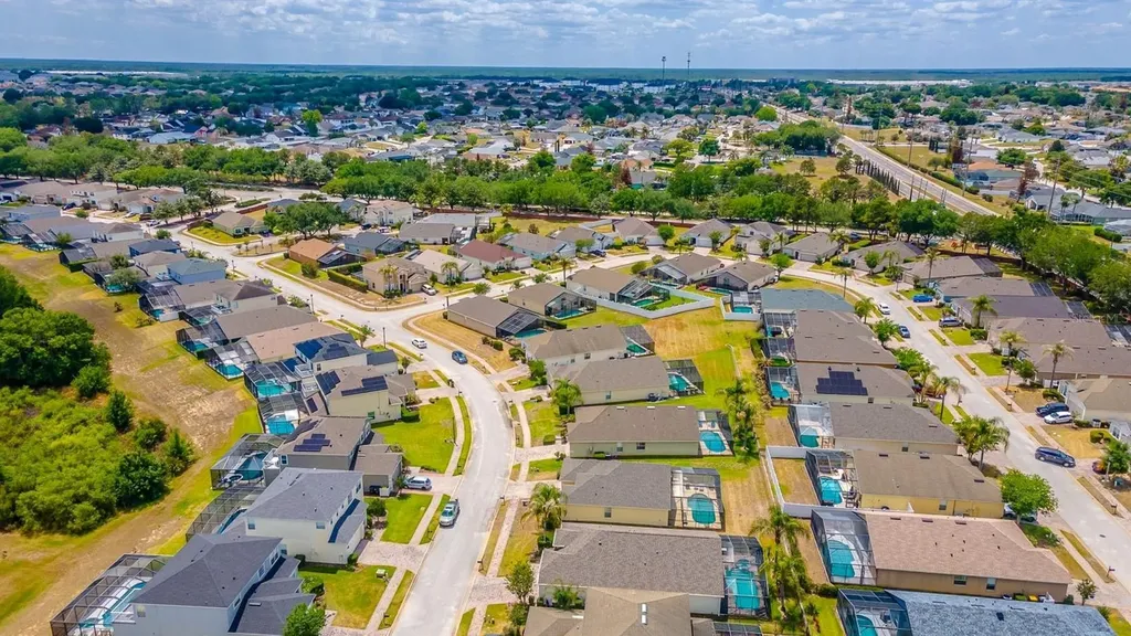513 Balmoral Drive Davenport FL 33896