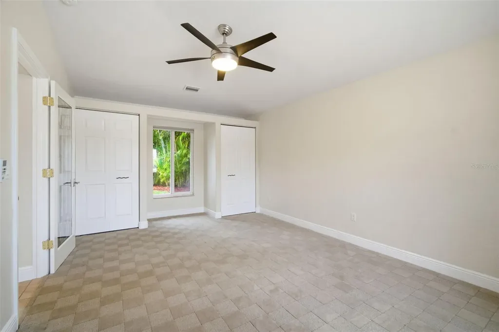 773 Kingston Court Apollo Beach FL 33572