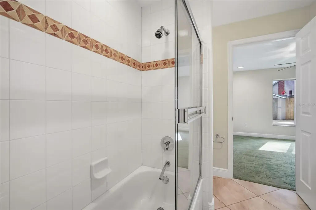 773 Kingston Court Apollo Beach FL 33572