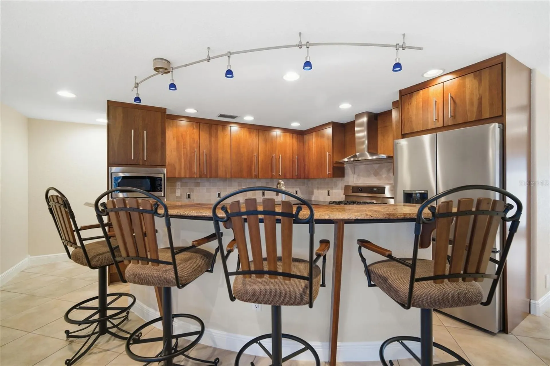 773 Kingston Court Apollo Beach FL 33572