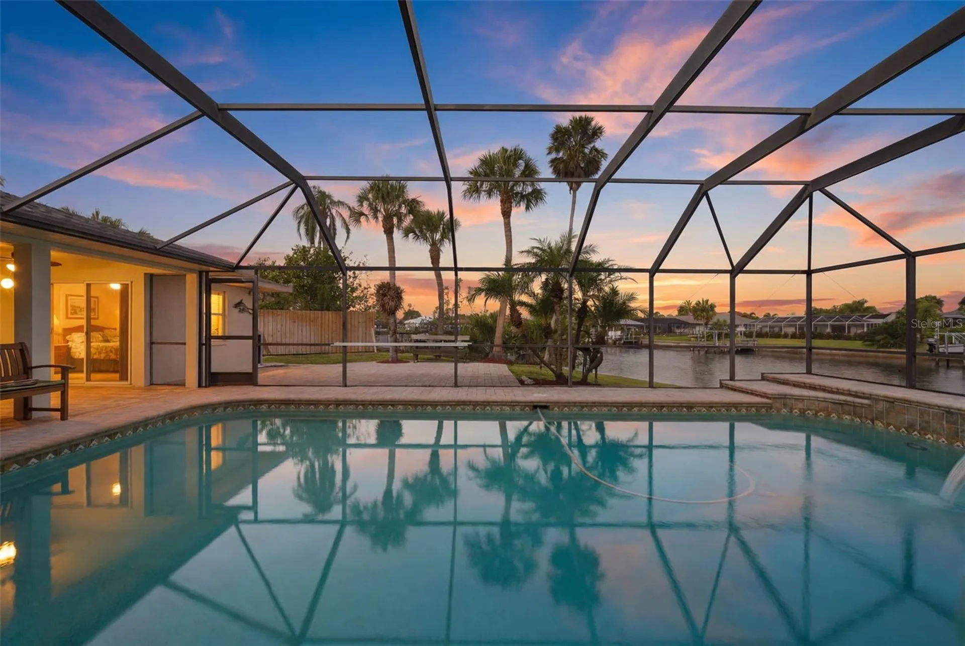 773 Kingston Court Apollo Beach FL 33572